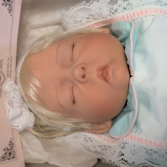 Rare Lee Middleton Original Packaging Pristine Hug A Bug Doll - Picture 2 of 11